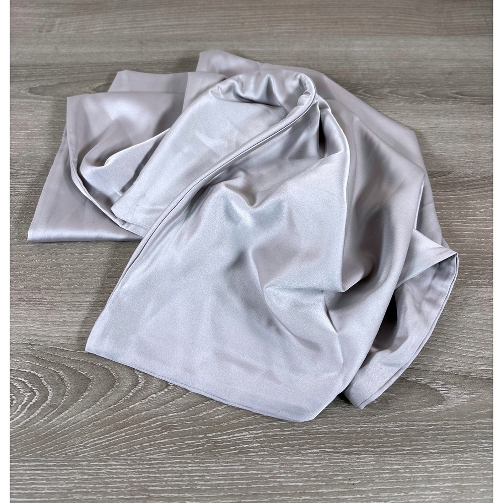 Silver Grey 100% Mulberry Silk Pillowcase Hidden Zipper Satin Finish Hair Care
